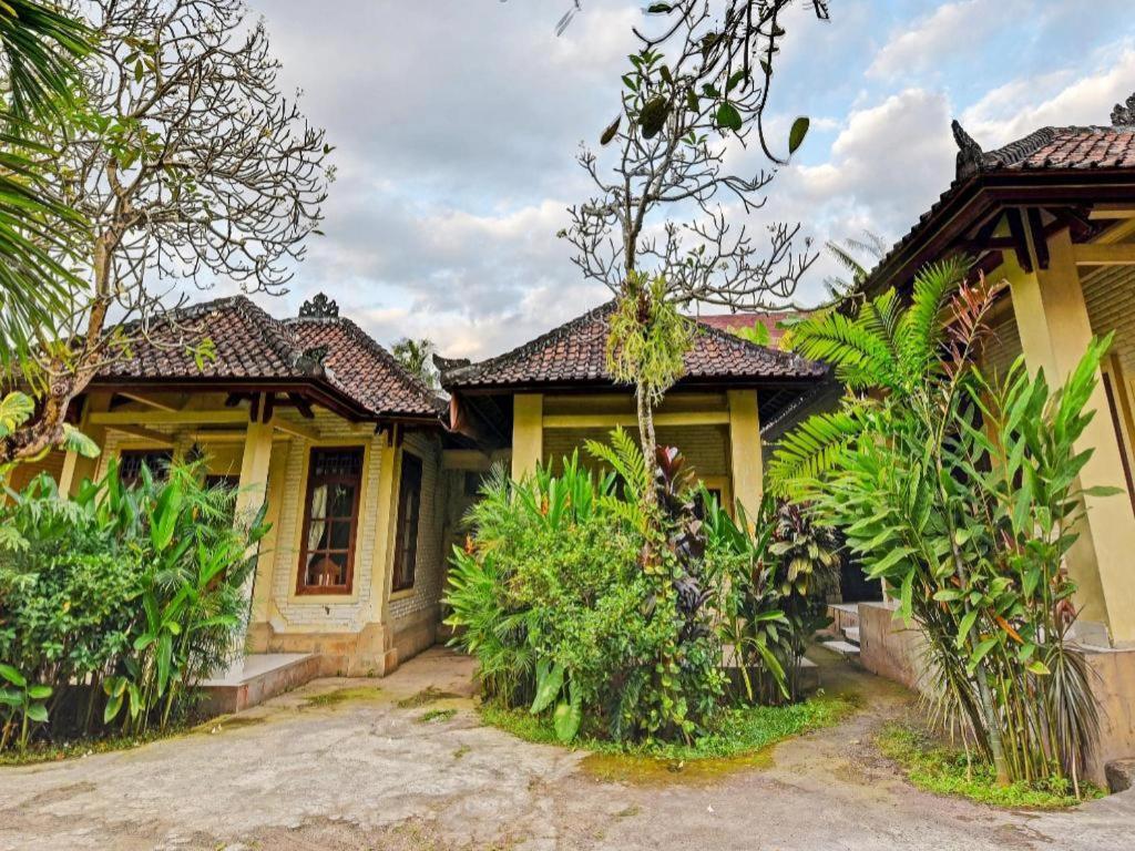 Oyo 91503 Hotel Gedong Ayu Near Sanur Ubud Exterior foto